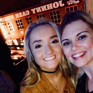 Meet your Posher, Sidney